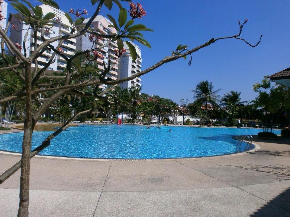 B&B View Talay 1B Apartments Pattaya Exterior photo